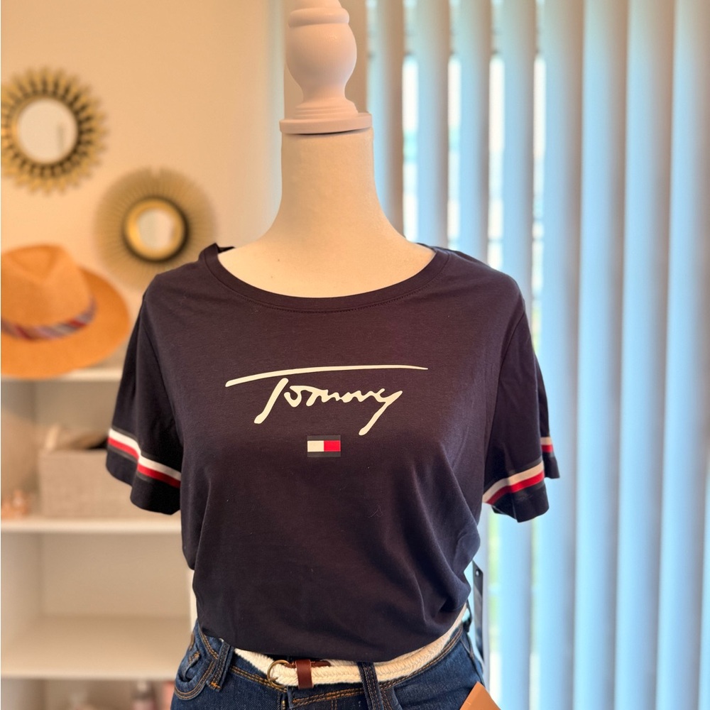 Tommy Hilfiger Blue Graphic Crop Tee